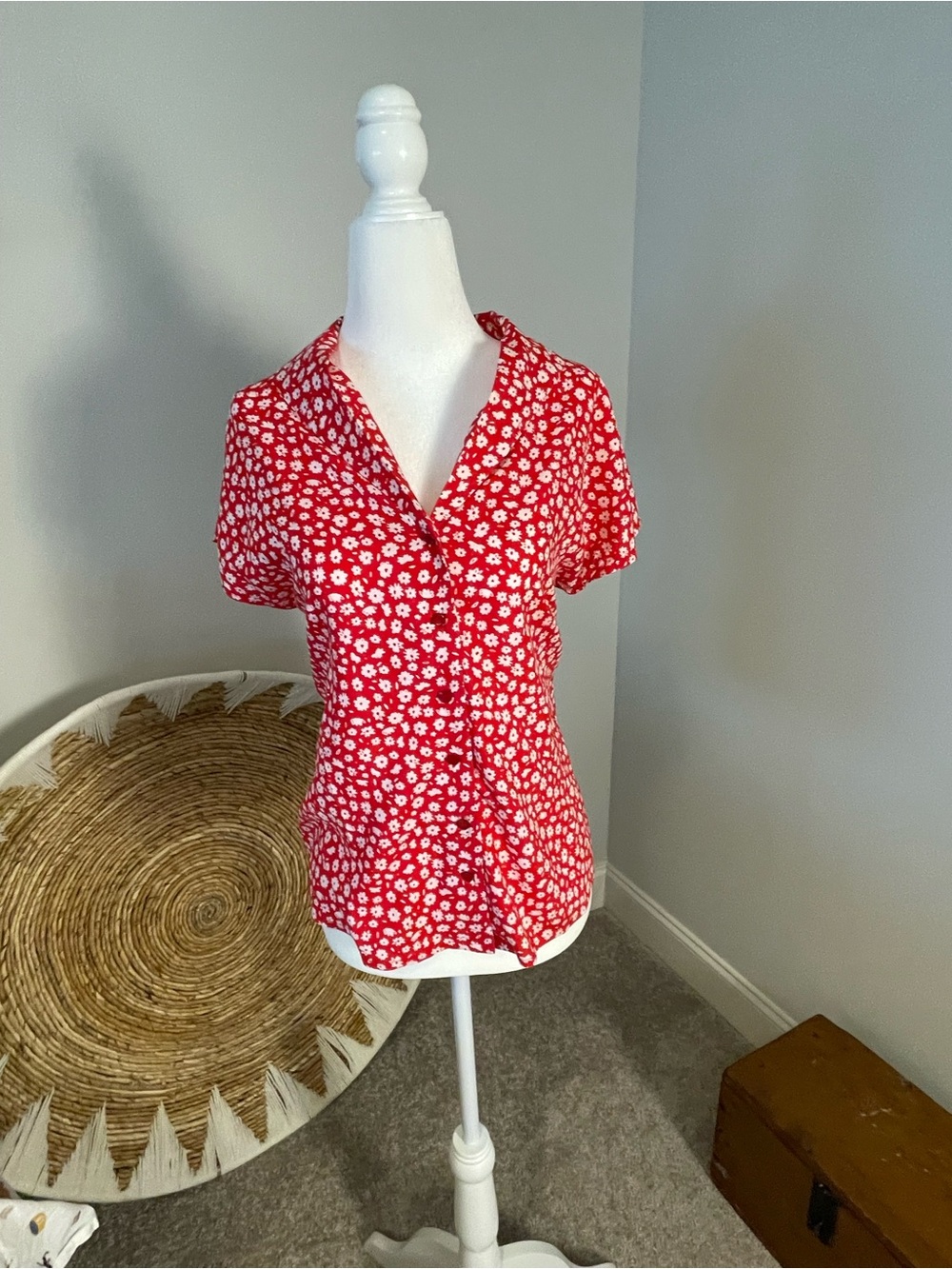 Women's Red Floral Button-Front Blouse with V-Neck